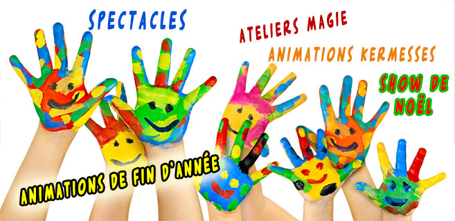 mains d'enfants coloriées